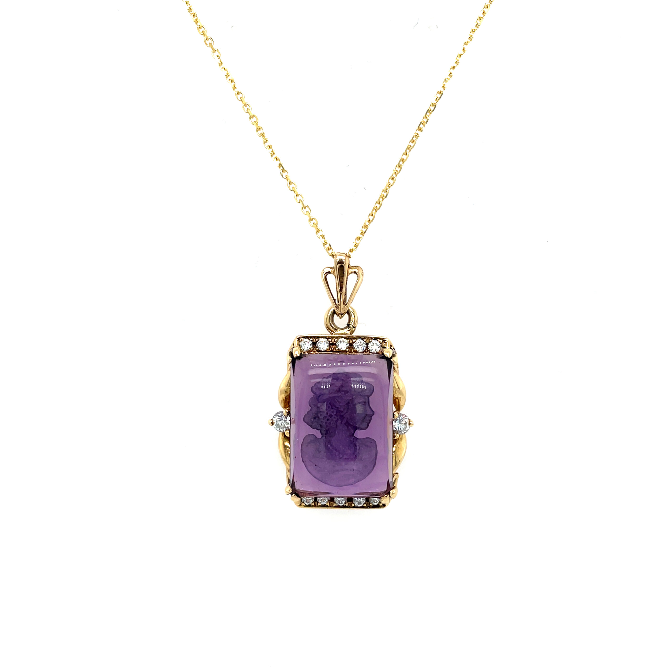 Estate: Yellow Gold Amethyst Intaglio Pendant